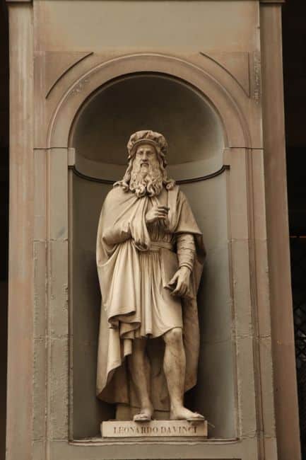 Leonardo da Vinci statue at Uffizi Gallery, Florence, Italy.