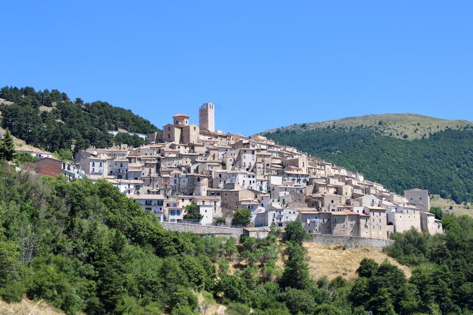 Charming medieval village of Castelvecchio Calvisio, nestled in the scenic Abruzzo hills.