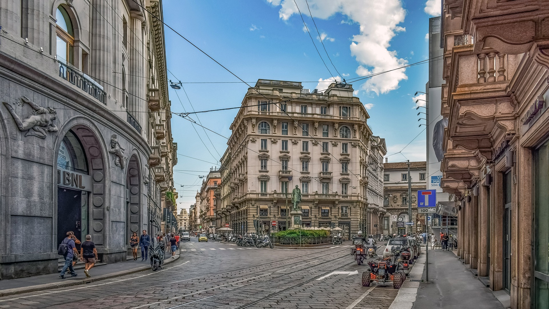 TOP luxury Hotels in Milan - Italy Travel Guide